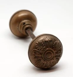 Antique Greek Yale & Towne Bronze Ephesus Door Knobs -OGT Sale Store door knobs k193150