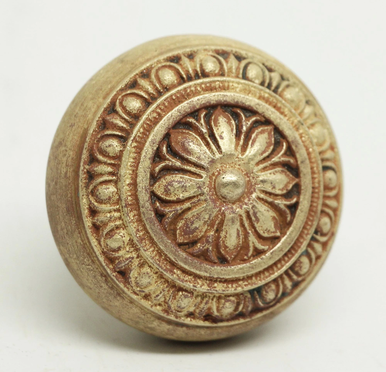 Antique 1900s Floral Egg & Dart Bronze Door Knob 4 Antique 1900s Floral Egg & Dart Bronze Door Knob - Image 2