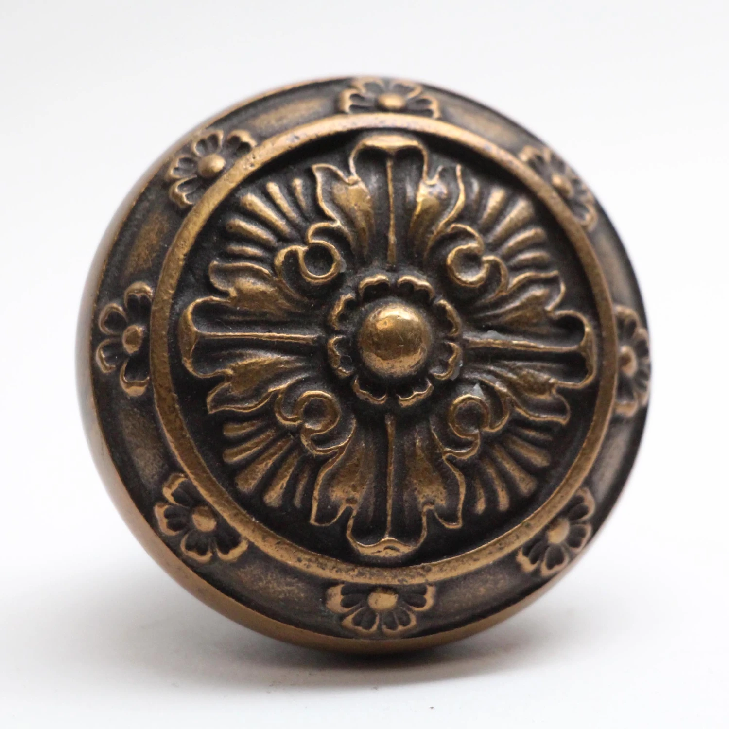 Antique Lockwood 4 Fold Bronze 1895 Door Knob 4 Antique Lockwood 4 Fold Bronze 1895 Door Knob - Image 2