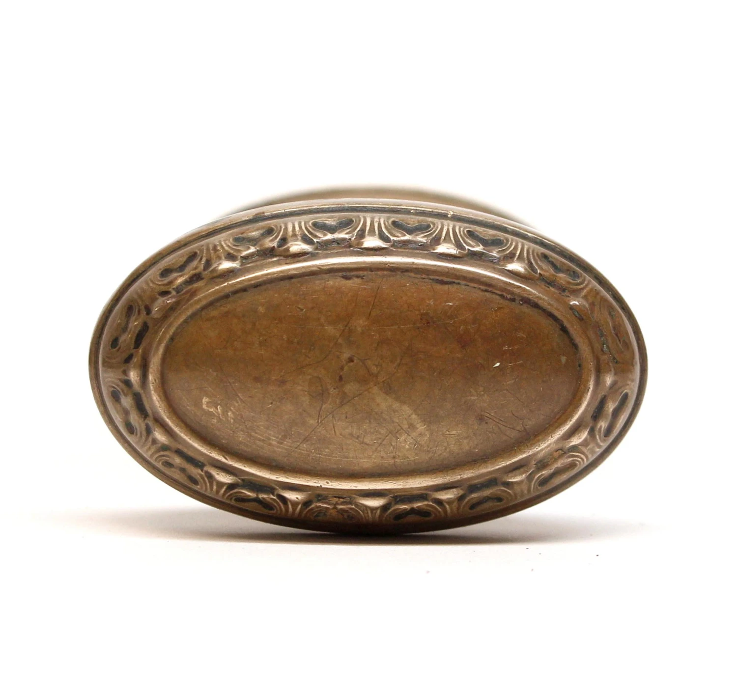 Antique Brass Norwalk Oval Nantes Door Knobs 4 Antique Brass Norwalk Oval Nantes Door Knobs - Image 2