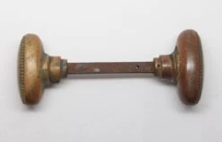 Antique Pair Of Brass Beaded Oval Entry Door Knobs 6 Antique Pair Of Brass Beaded Oval Entry Door Knobs -OGT Sale Store door knobs p266039