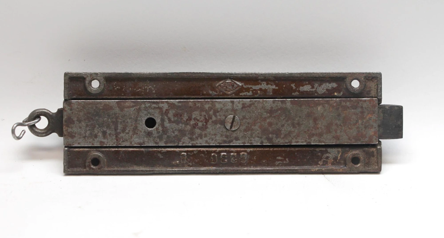 Cast Iron Russell & Erwin Bolt Latch 5 Cast Iron Russell & Erwin Bolt Latch - Image 3