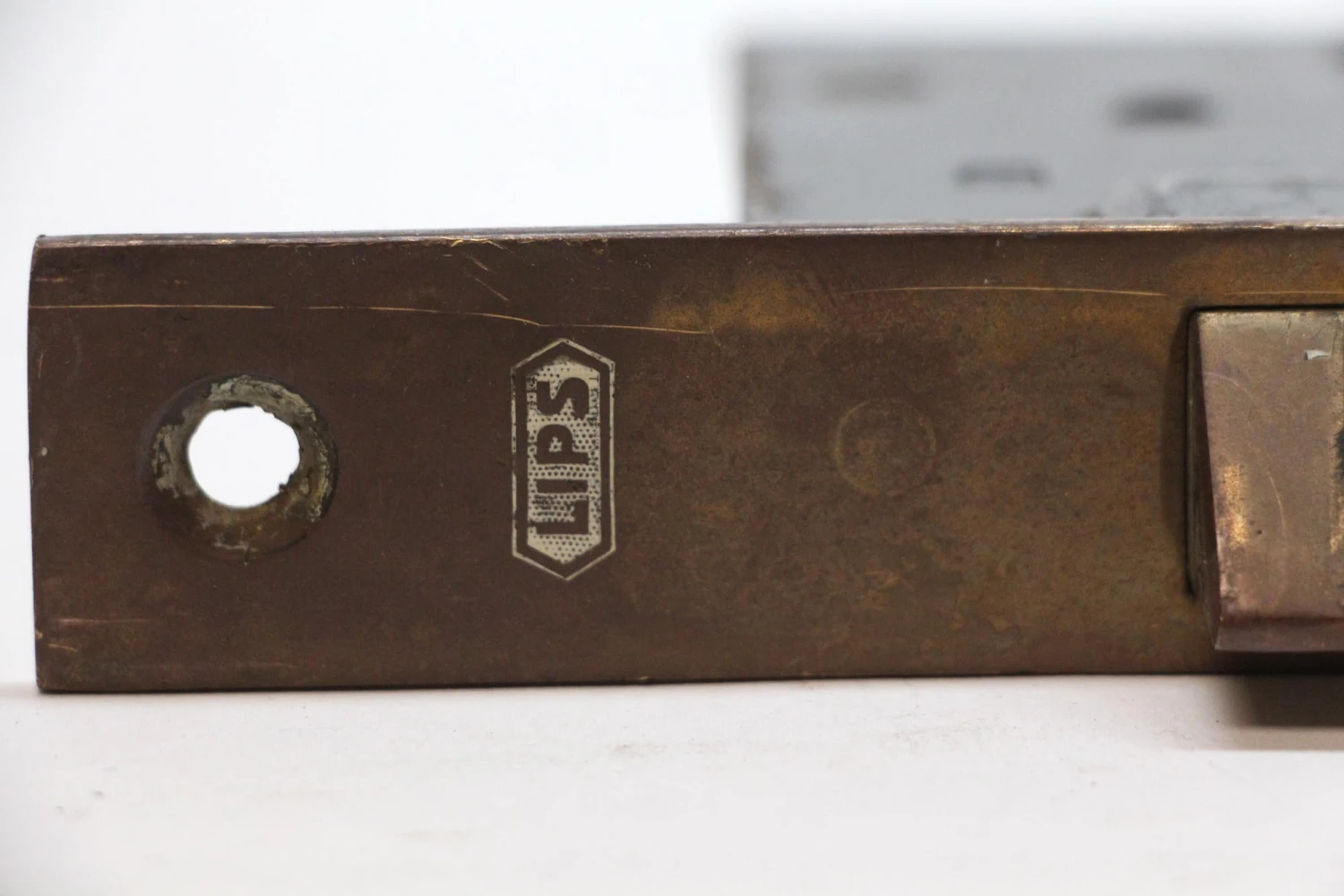 Antique Narrow Brass Double Keyhole Door Mortise Lock 5 Antique Narrow Brass Double Keyhole Door Mortise Lock - Image 3