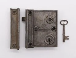 Antique M.H.C Reading Cast Iron Surface Rim Door Lock With Key 14 Antique M.H.C Reading Cast Iron Surface Rim Door Lock With Key -OGT Sale Store door locks for sale q281746