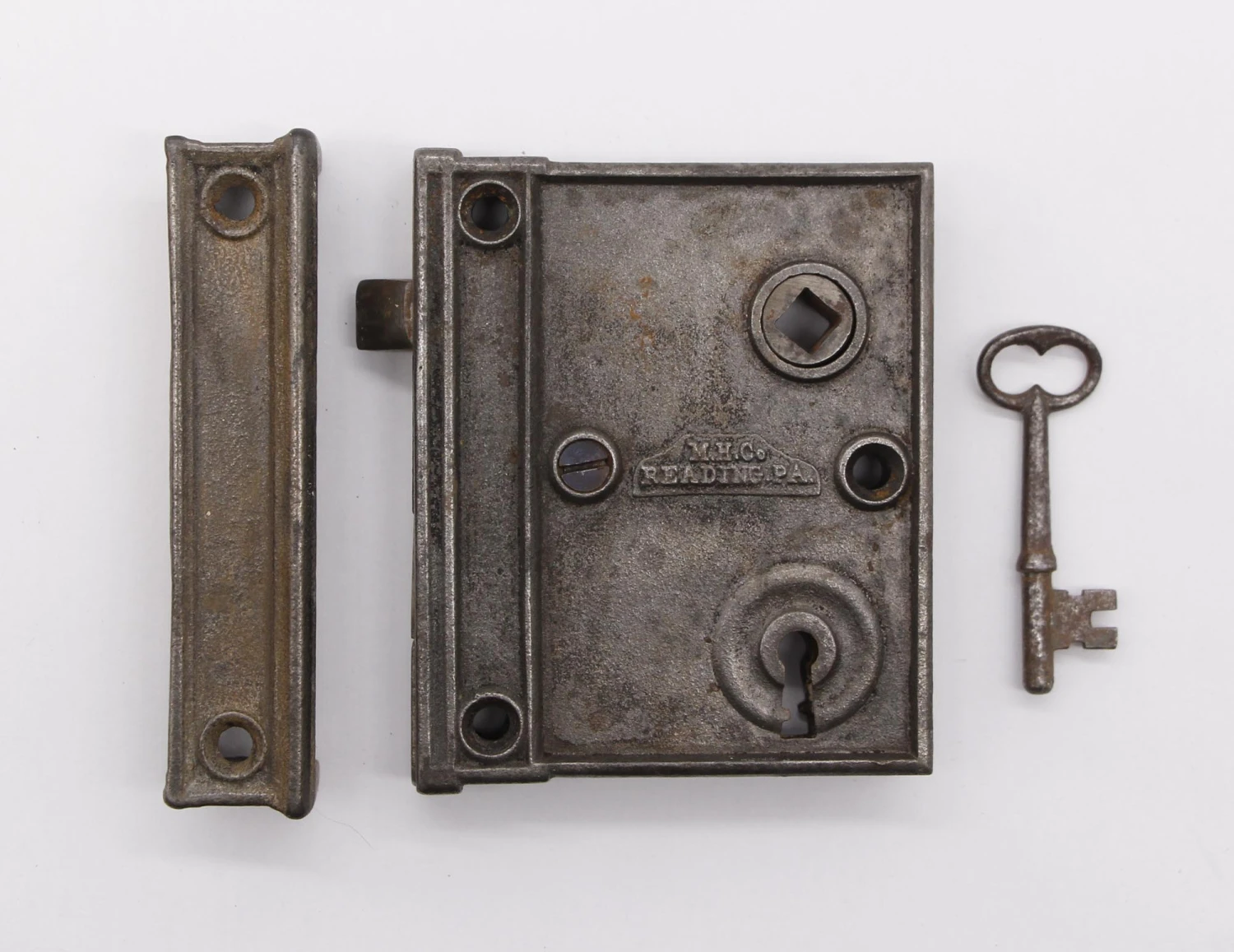 Antique M.H.C Reading Cast Iron Surface Rim Door Lock With Key 5 Antique M.H.C Reading Cast Iron Surface Rim Door Lock With Key - Image 3