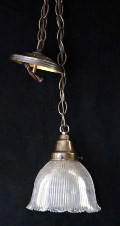 Custom Antique Holophane 6.25 In. Clear Glass Kitchen Pendant Light 9 Custom Antique Holophane 6.25 In. Clear Glass Kitchen Pendant Light -OGT Sale Store down lights for sale k197101