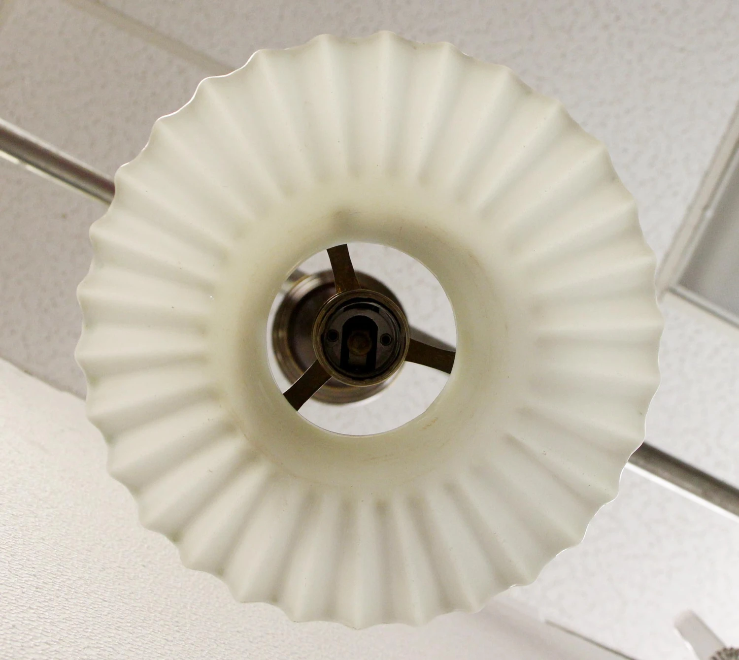 Restored 8 In. Milk Glass Ruffled Zipper Rim Pendant Light 5 Restored 8 In. Milk Glass Ruffled Zipper Rim Pendant Light - Image 3
