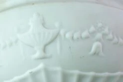 Antique Fluted Milk Glass Dish Tulip Swags Pendant Light -OGT Sale Store down lights for sale q275100