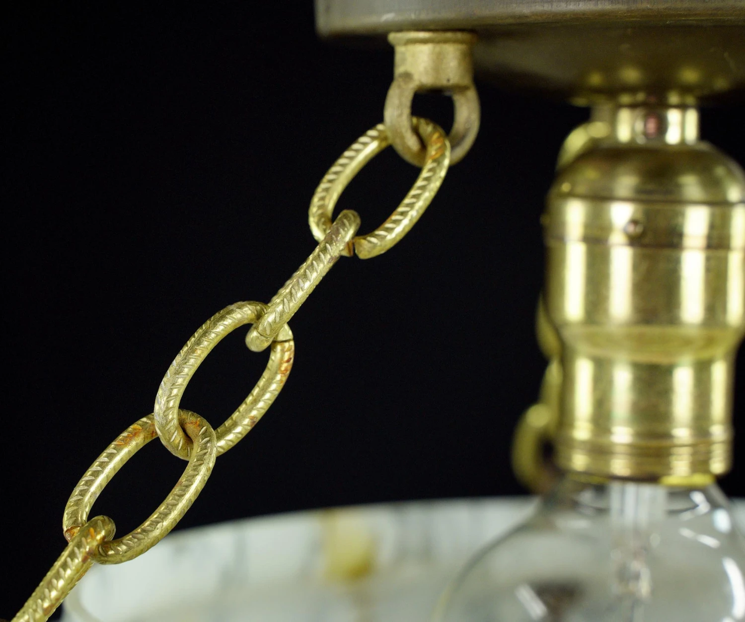 Modern Wedding Cake Style Glass Dish Brass Chain Pendant Light 5 Modern Wedding Cake Style Glass Dish Brass Chain Pendant Light - Image 3