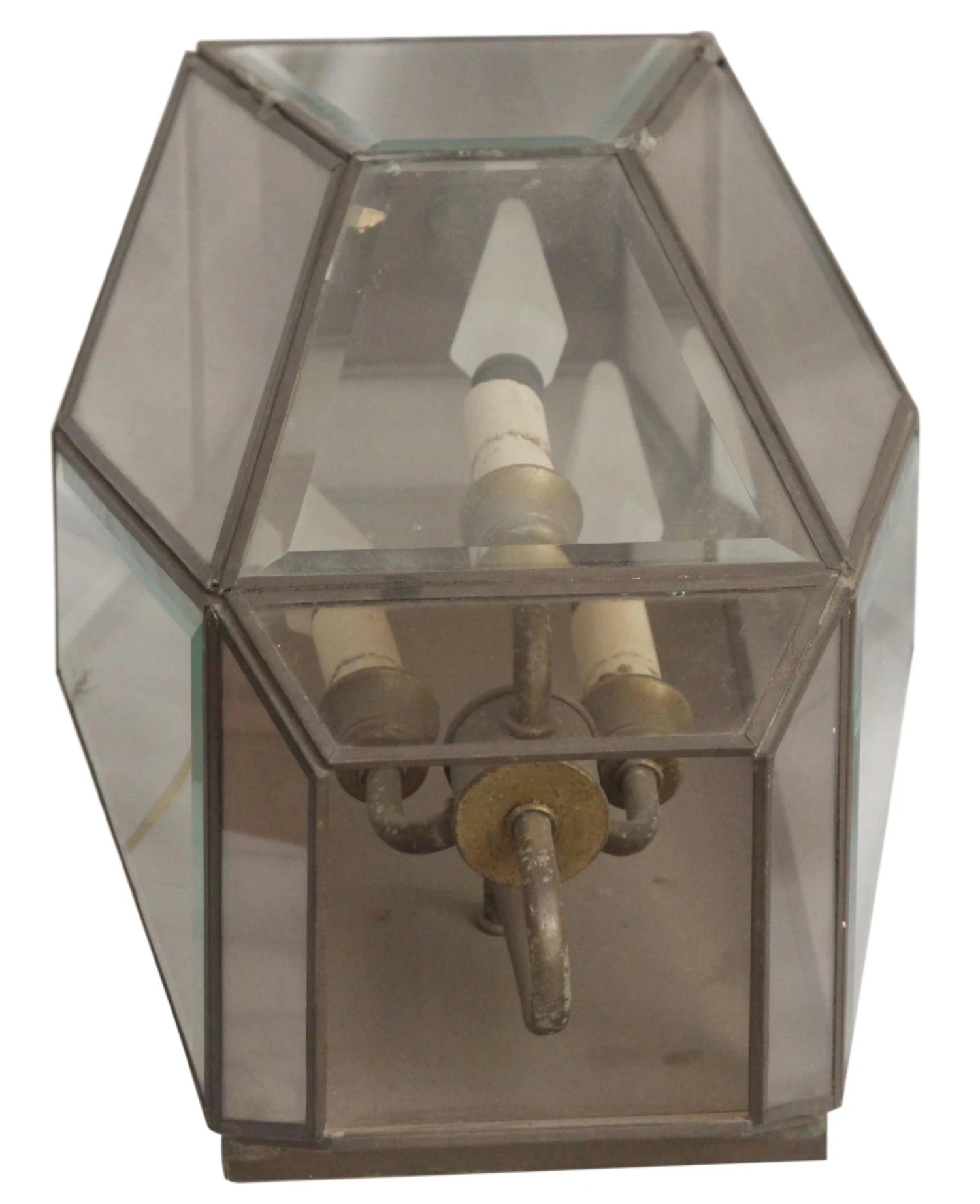 Traditional Three Light Beveled Glass Wall Lantern 9 Traditional Three Light Beveled Glass Wall Lantern - Image 7