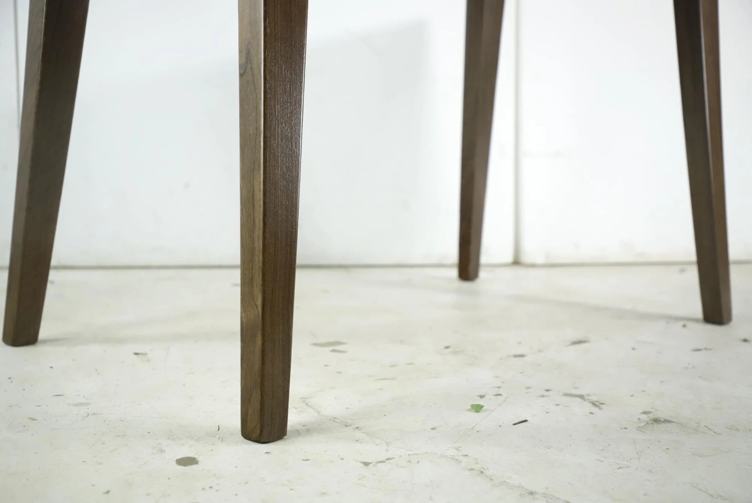 Handcrafted 4.5 Ft. Walnut Taper Legs Dining Table 5 Handcrafted 4.5 Ft. Walnut Taper Legs Dining Table - Image 3