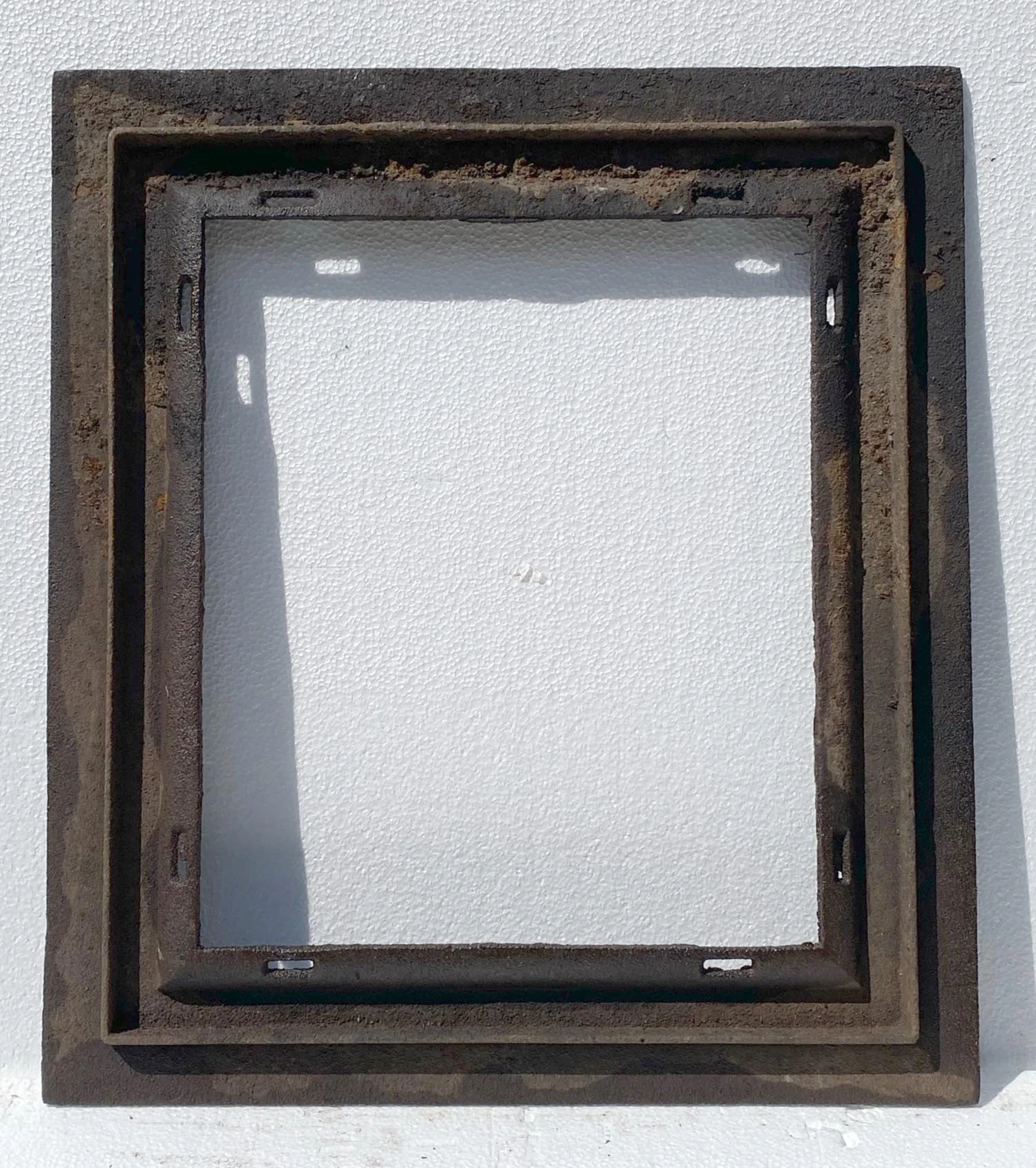 1890s Victorian Cast Iron Picture Mirror Frame 18.5 X 16 5 1890s Victorian Cast Iron Picture Mirror Frame 18.5 X 16 - Image 3