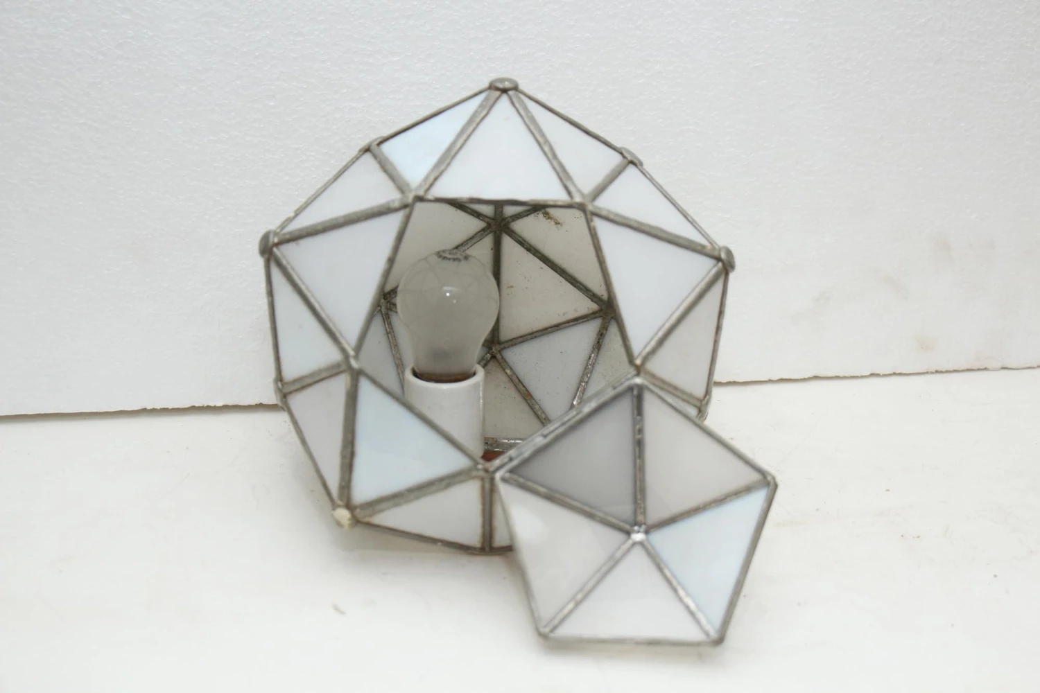 Modern Star Burst Geometric Globe Light 5 Modern Star Burst Geometric Globe Light - Image 3