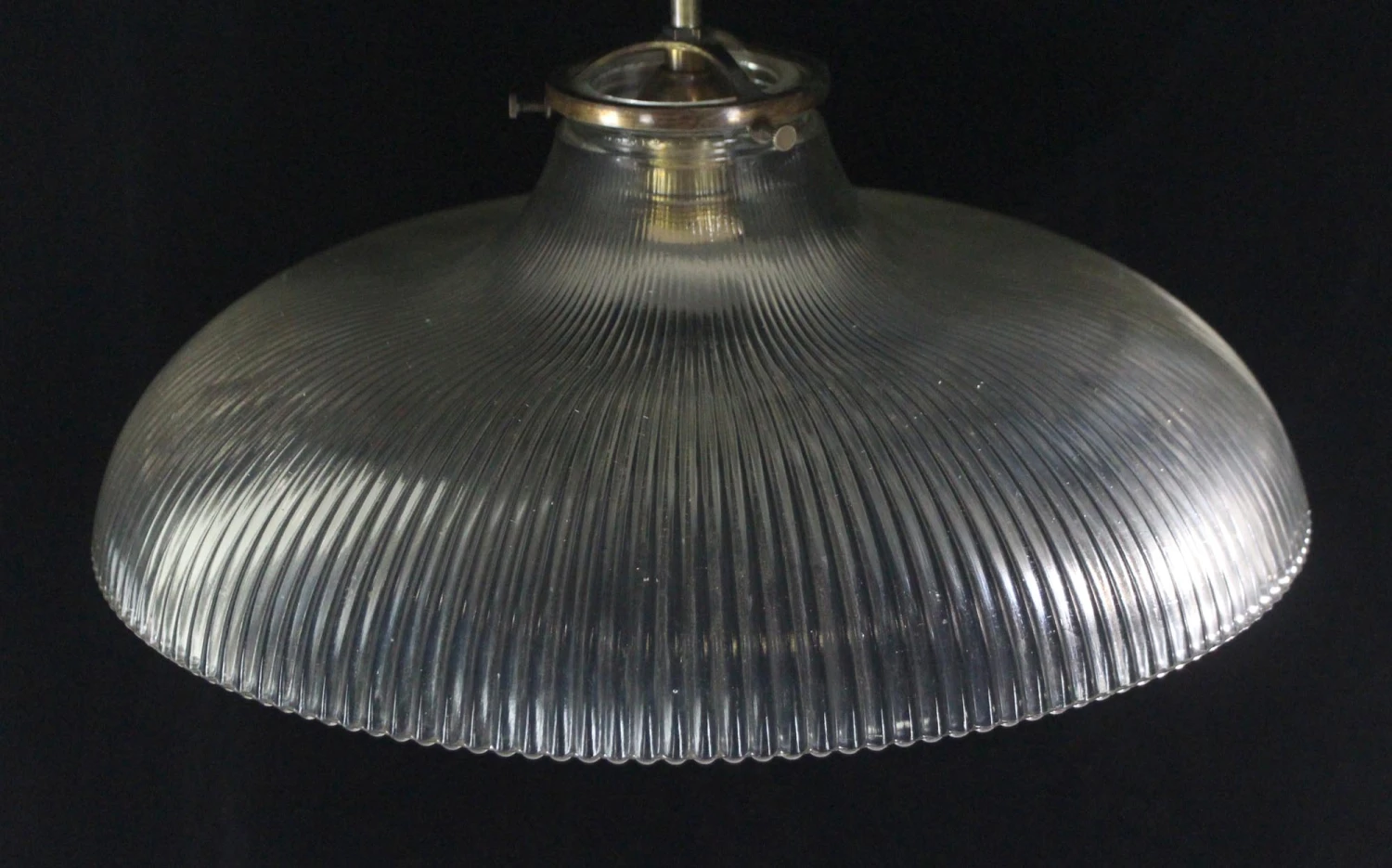 Clear Ribbed Antique Glass Pendant Light 5 Clear Ribbed Antique Glass Pendant Light - Image 3