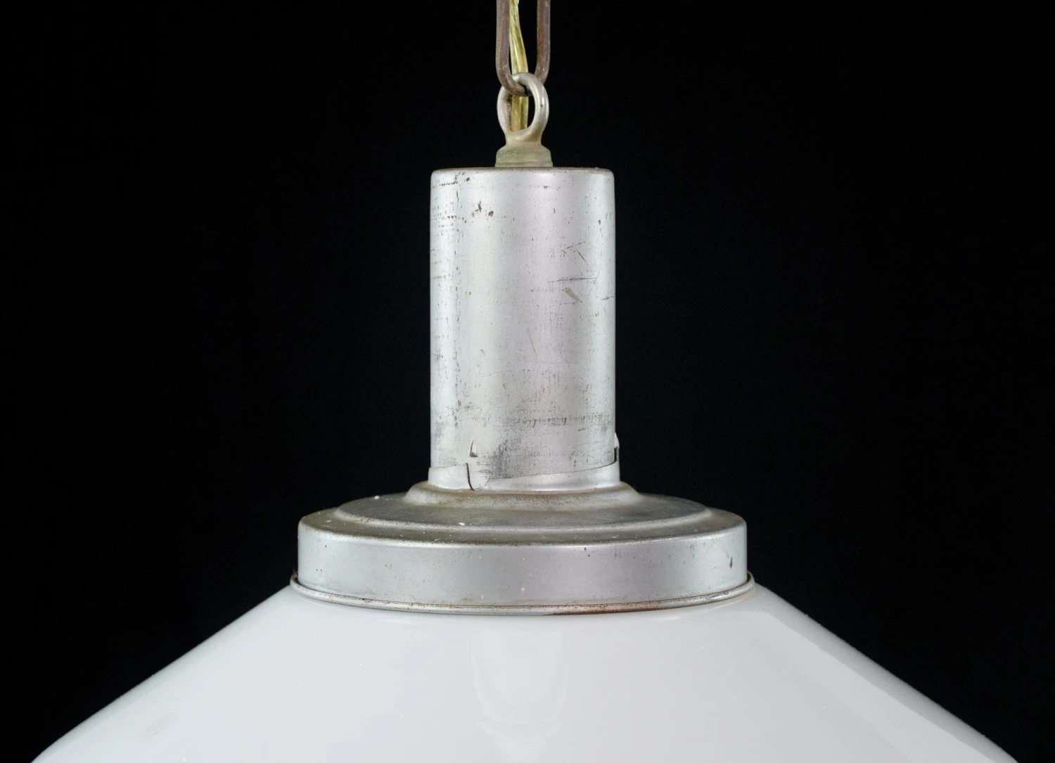 Vintage Mid Century Modern Milk Glass Saucer Pendant Light 5 Vintage Mid Century Modern Milk Glass Saucer Pendant Light - Image 3