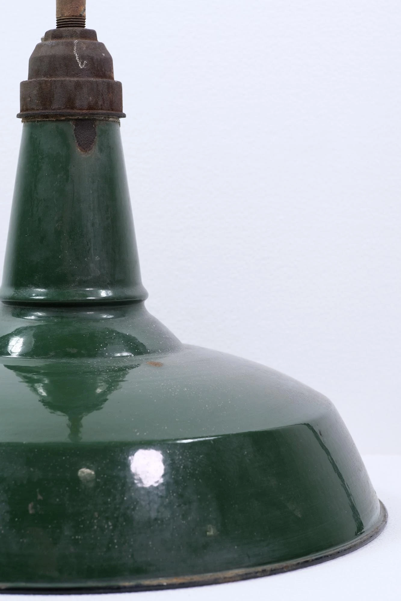 18 In. Green Enameled Steel Industrial Factory Pole Pendant Light 4 18 In. Green Enameled Steel Industrial Factory Pole Pendant Light - Image 2
