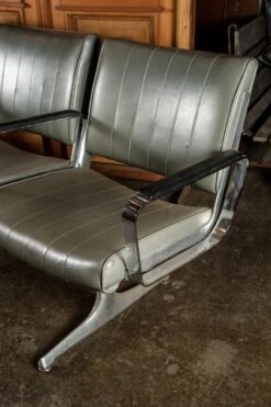Set Of Four Retro Style Airport Waiting Area Chairs 18 Set Of Four Retro Style Airport Waiting Area Chairs -OGT Sale Store k181084 07