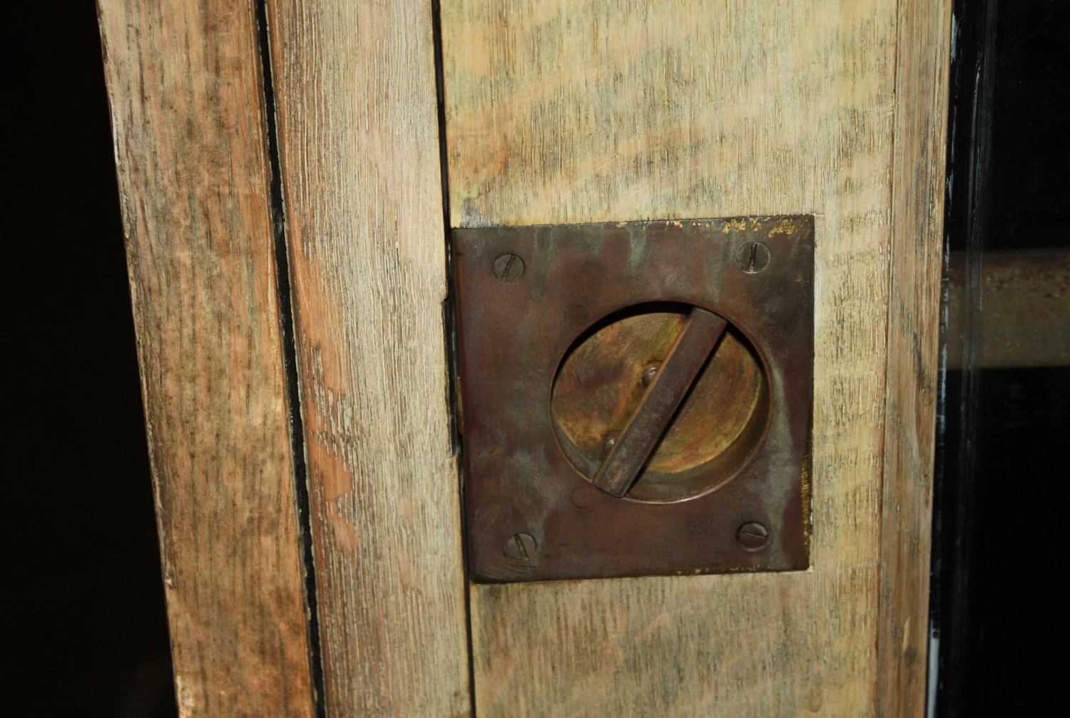 1905 Grand Rapids Oak Clothing Showcase 6 1905 Grand Rapids Oak Clothing Showcase - Image 4