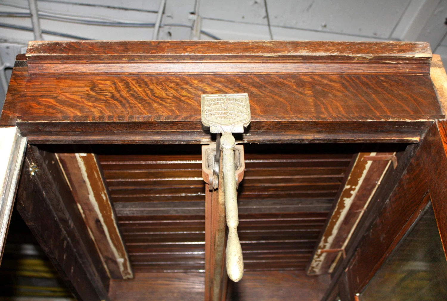 1905 Grand Rapids Oak Clothing Showcase 15 1905 Grand Rapids Oak Clothing Showcase - Image 13