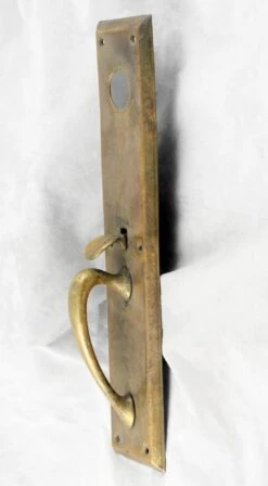 Vintage Classic 14 In. Brass Door Pull Handle With Lock Insert 9 Vintage Classic 14 In. Brass Door Pull Handle With Lock Insert -OGT Sale Store k197088 04