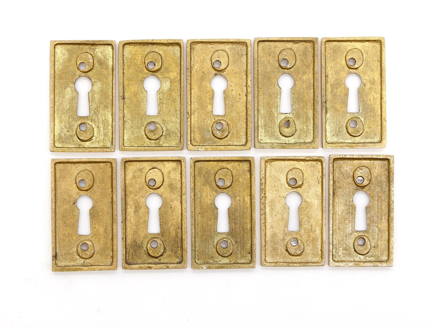 Set Of 10 Art Deco Square Edged Brass Textured Escutcheons 5 Set Of 10 Art Deco Square Edged Brass Textured Escutcheons - Image 3