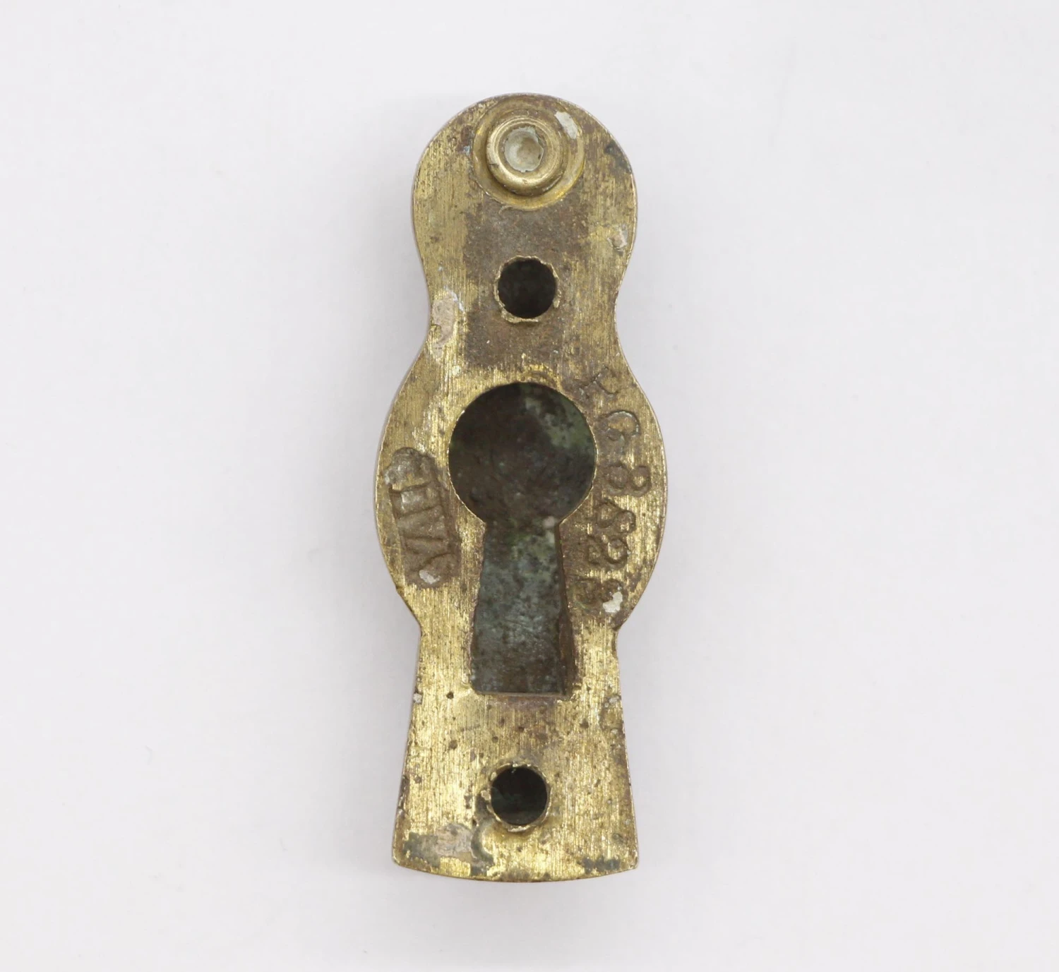 Traditional Brass Yale & Towne 1.875 In. Draft Keyhole Cover 5 Traditional Brass Yale & Towne 1.875 In. Draft Keyhole Cover - Image 3