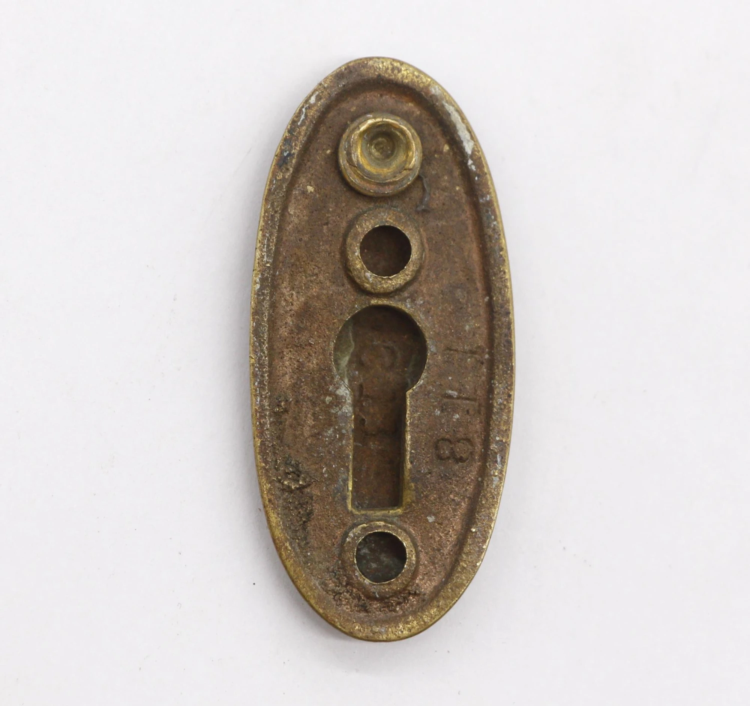 Antique Oval Brass 2 In. Draft Keyhole Cover 5 Antique Oval Brass 2 In. Draft Keyhole Cover - Image 3