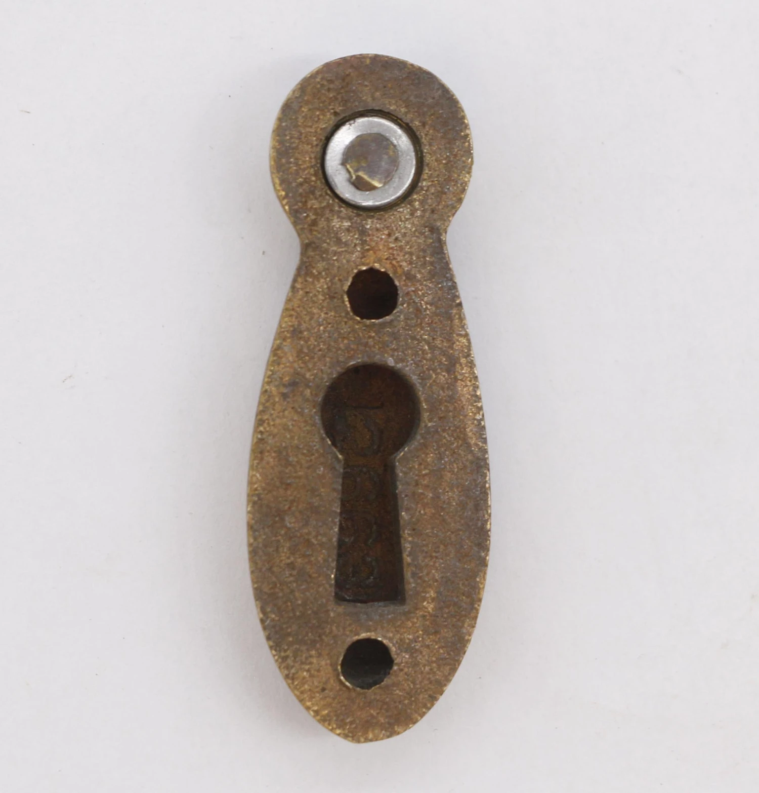 Traditional 2 In. Brass Keyhole Cover With Draft Plate 5 Traditional 2 In. Brass Keyhole Cover With Draft Plate - Image 3