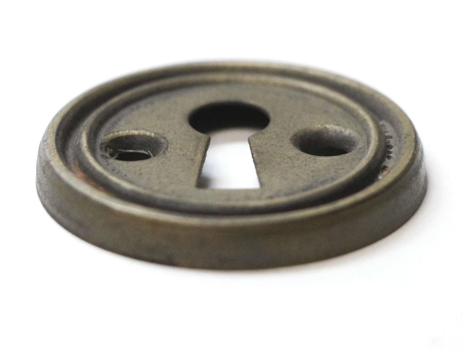 Vintage Circular 1.5 In. Brass Plated Steel Door Keyhole Cover 4 Vintage Circular 1.5 In. Brass Plated Steel Door Keyhole Cover - Image 2