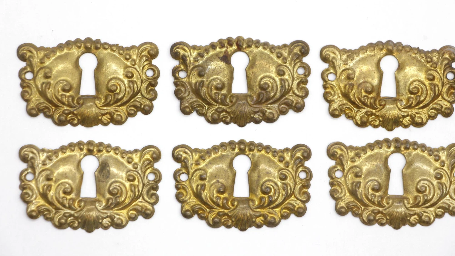 Set Of 10 Vintage Ornate Pressed Brass Keyhole Covers 4 Set Of 10 Vintage Ornate Pressed Brass Keyhole Covers - Image 2