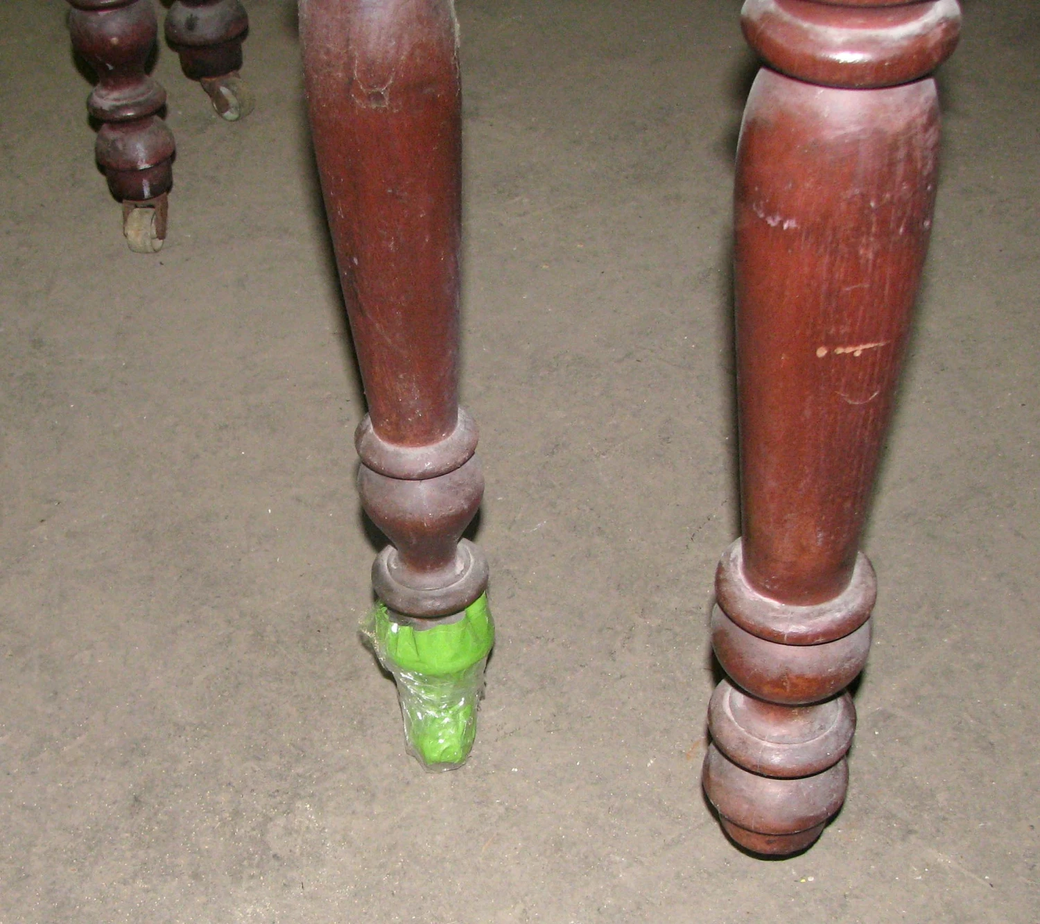 Antique Traditional Drop Leaf Table On Wheels 5 Antique Traditional Drop Leaf Table On Wheels - Image 3