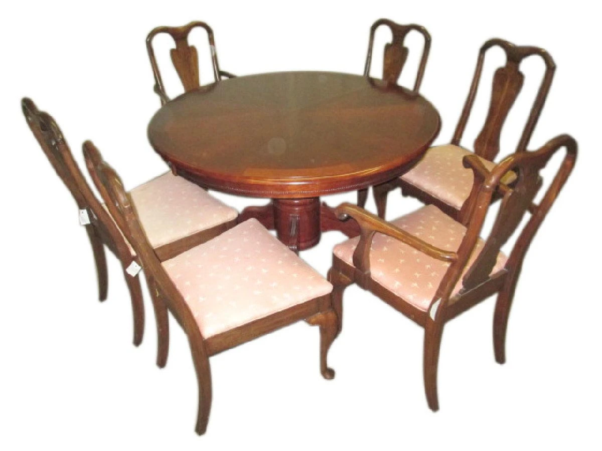 Traditional Four Foot Dining Table With Leaf & Chairs 3 Traditional Four Foot Dining Table With Leaf & Chairs