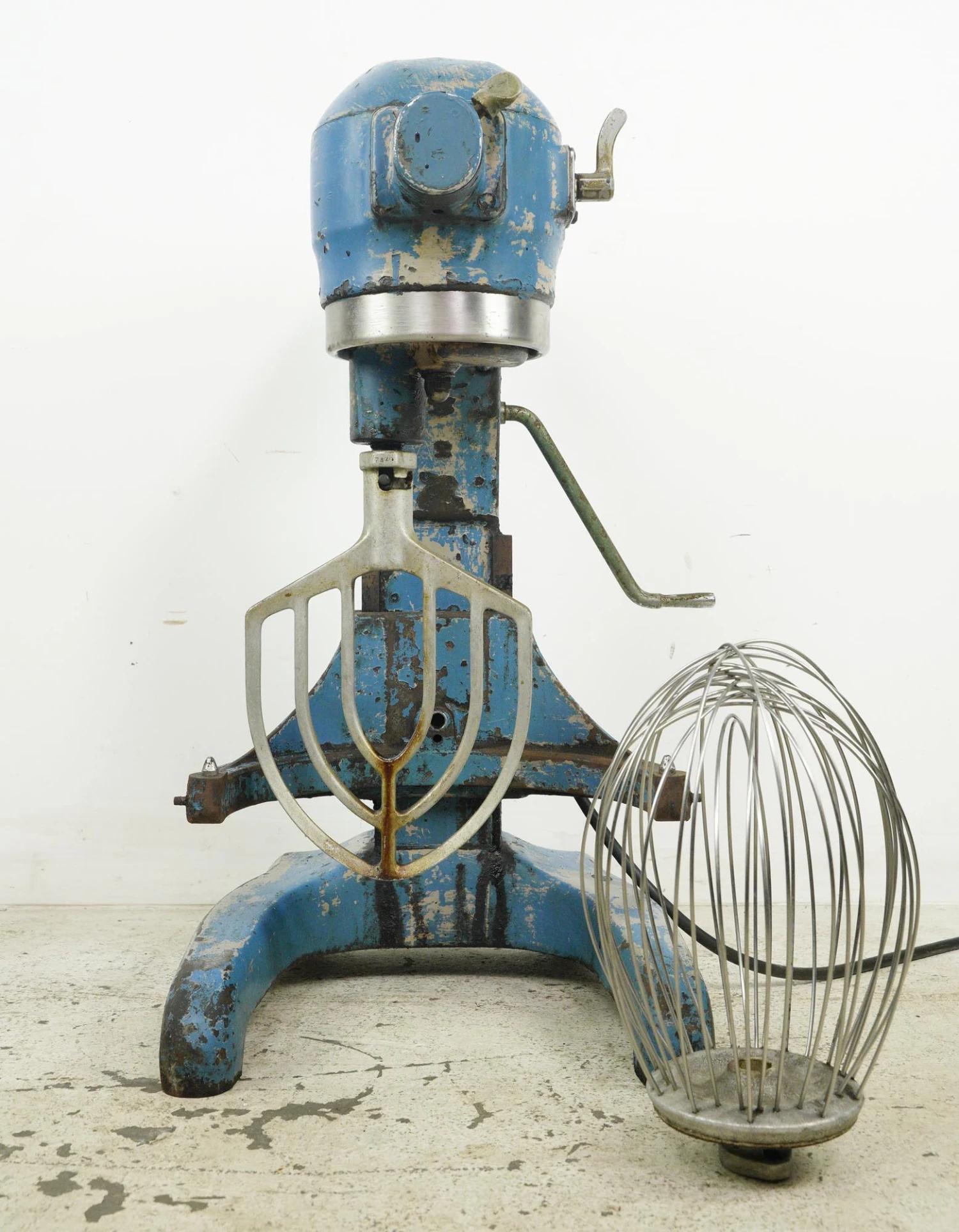 Reclaimed MFG A-200 20 Quart Hobart Steel Mixer 5 Reclaimed MFG A-200 20 Quart Hobart Steel Mixer - Image 3