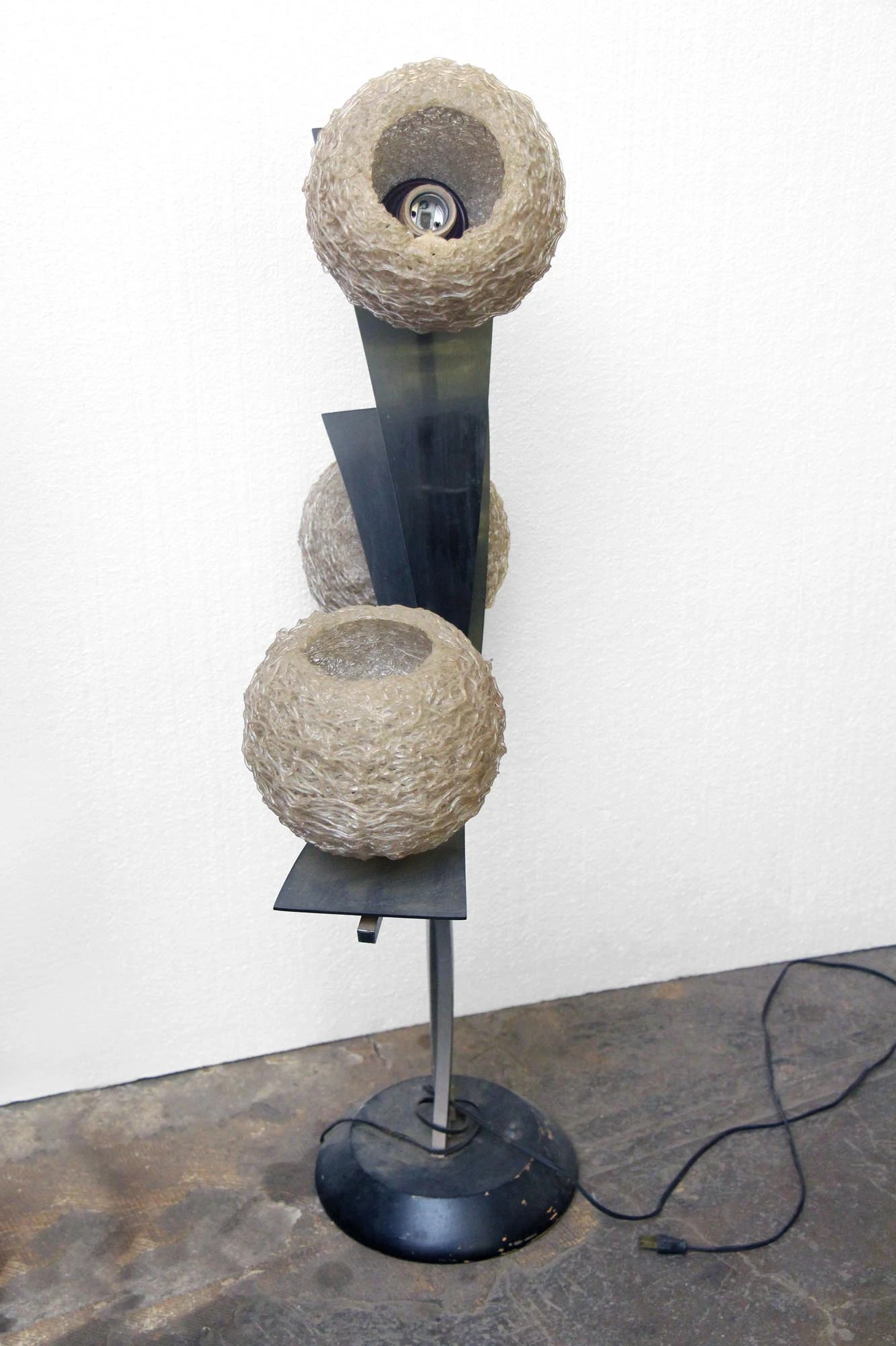 Vintage Spun Acrylic Shaded Black Wavy Floor Lamp 6 Vintage Spun Acrylic Shaded Black Wavy Floor Lamp - Image 4