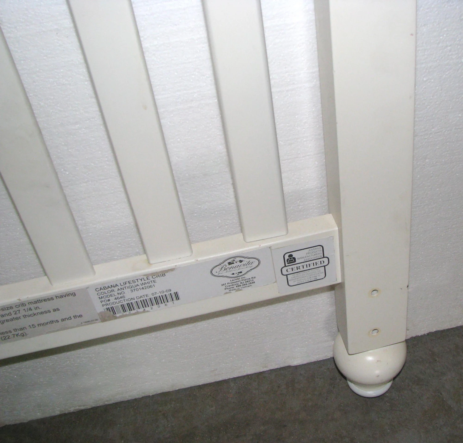 Vintage Arched White Queen Headboard Set 6 Vintage Arched White Queen Headboard Set - Image 4