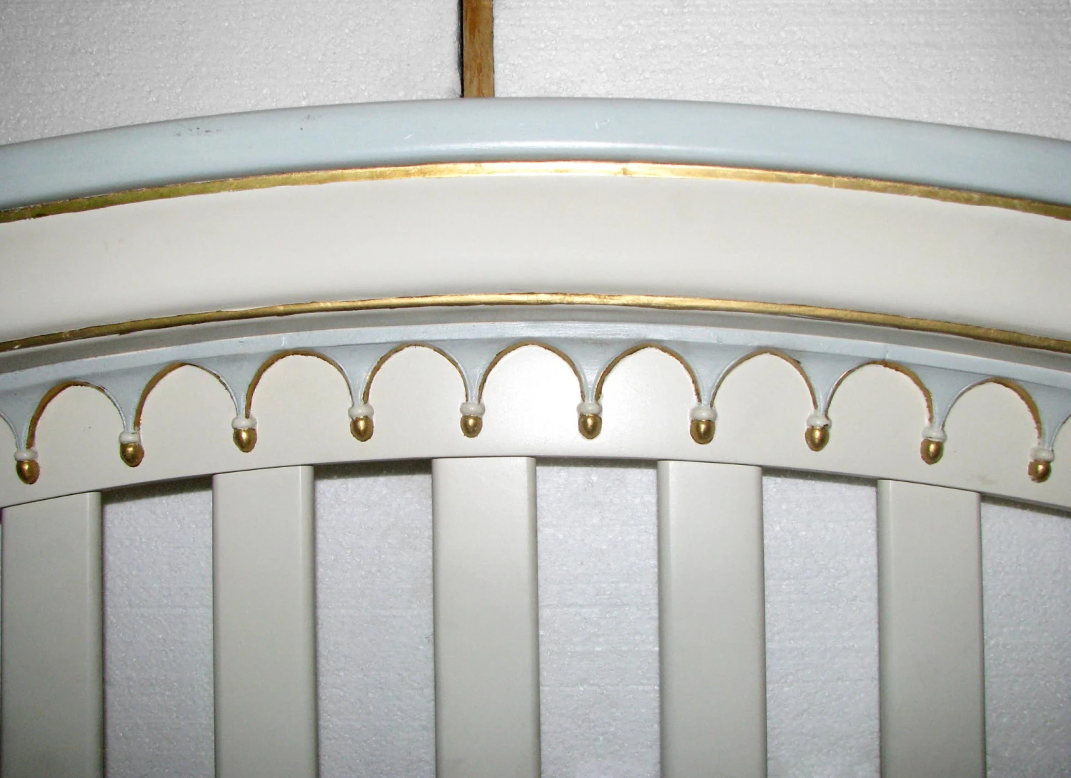 Vintage Arched White Queen Headboard Set 7 Vintage Arched White Queen Headboard Set - Image 5