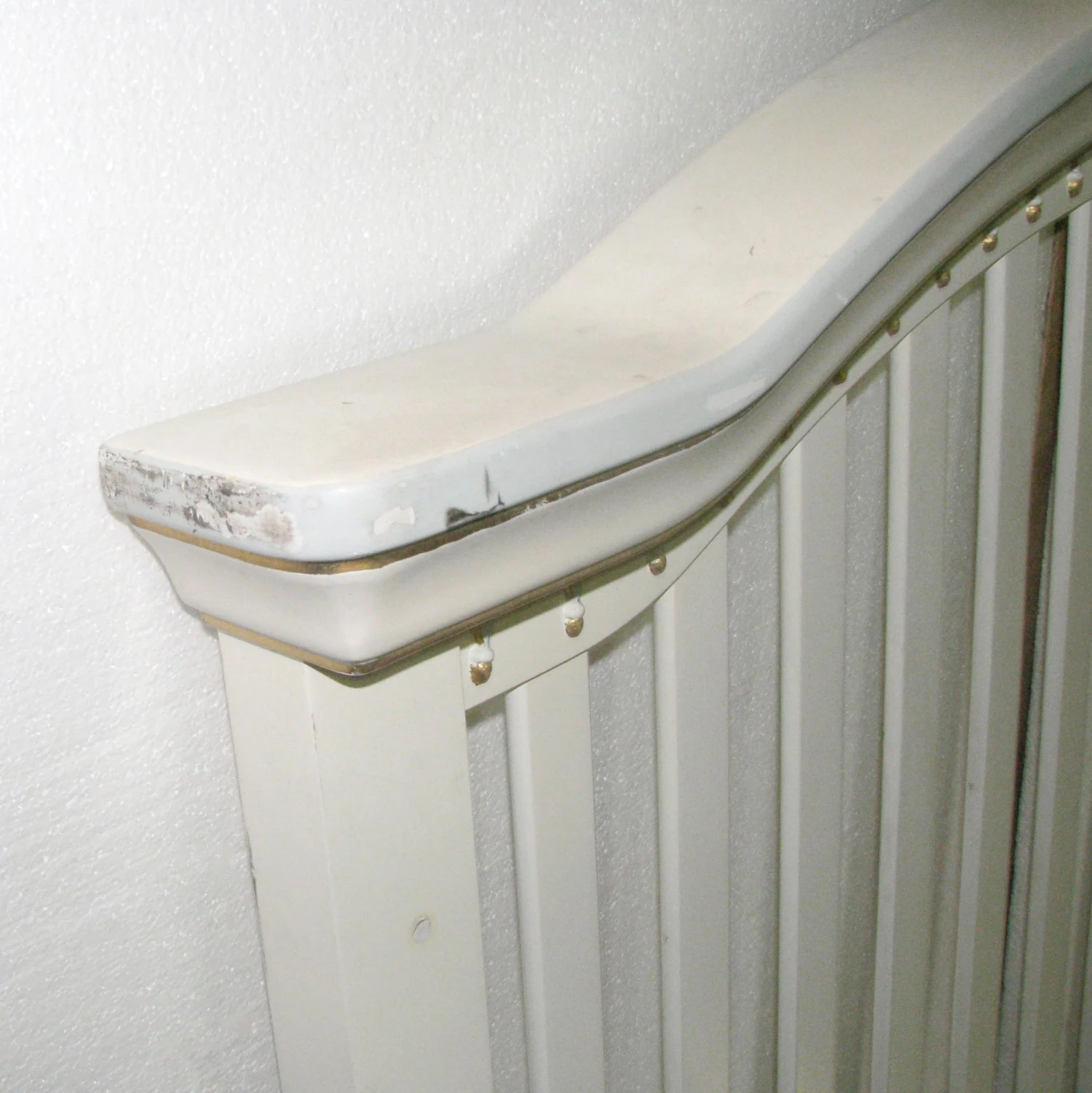 Vintage Arched White Queen Headboard Set 9 Vintage Arched White Queen Headboard Set - Image 7