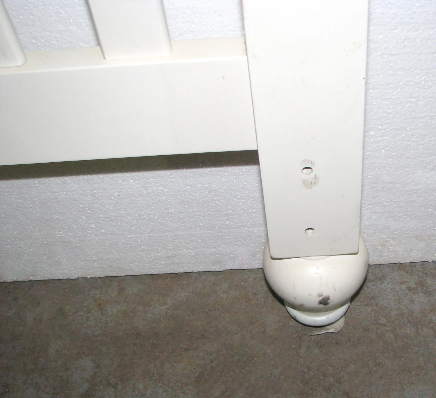 Vintage Arched White Queen Headboard Set 12 Vintage Arched White Queen Headboard Set - Image 10