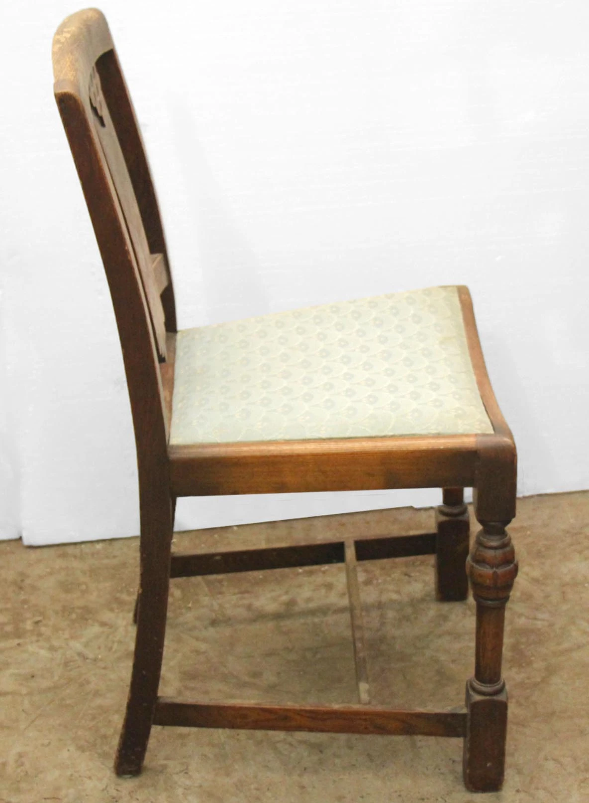 Antique Depression Era Oak Wooden Chair 8 Antique Depression Era Oak Wooden Chair - Image 6