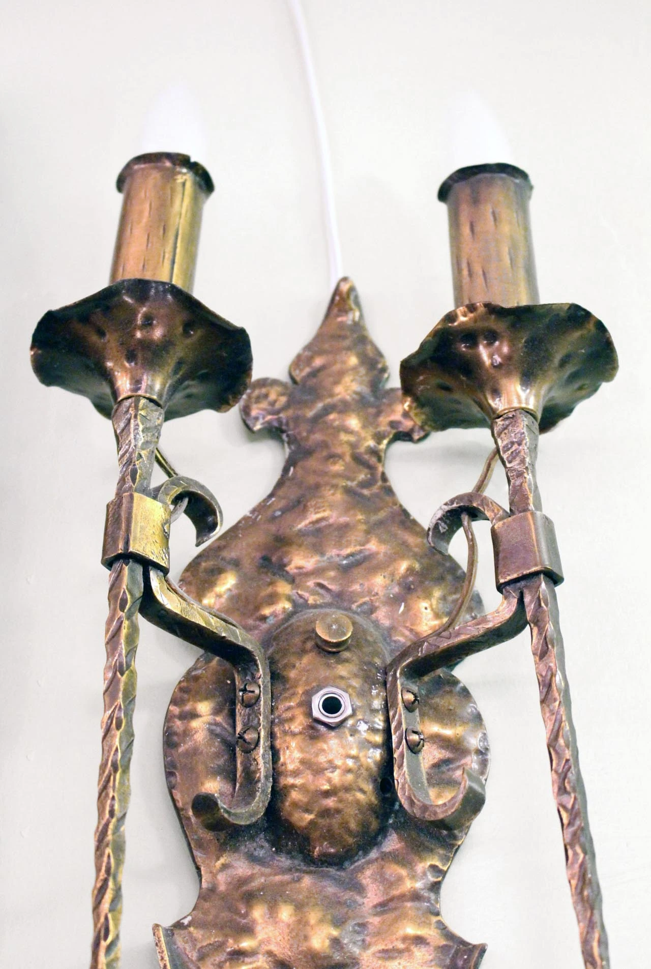 Pair Of Antique Arts & Crafts Wrought Iron Wall Sconces 7 Pair Of Antique Arts & Crafts Wrought Iron Wall Sconces - Image 5