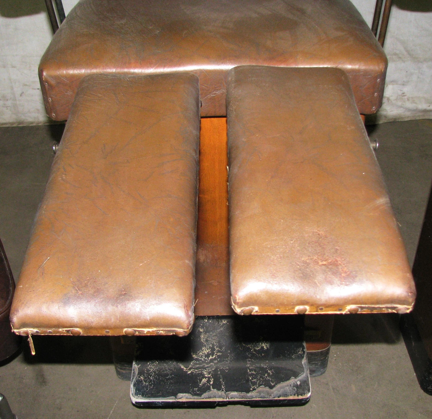 1930s Original Doctor’s Equipment Set 10 1930s Original Doctor’s Equipment Set - Image 8