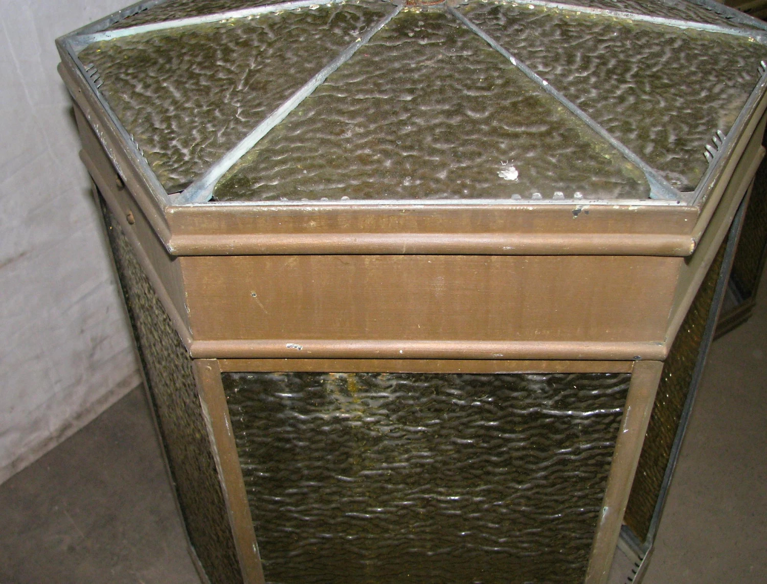 Vintage Traditional Amber Glass Ceiling Lantern 11 Vintage Traditional Amber Glass Ceiling Lantern - Image 9