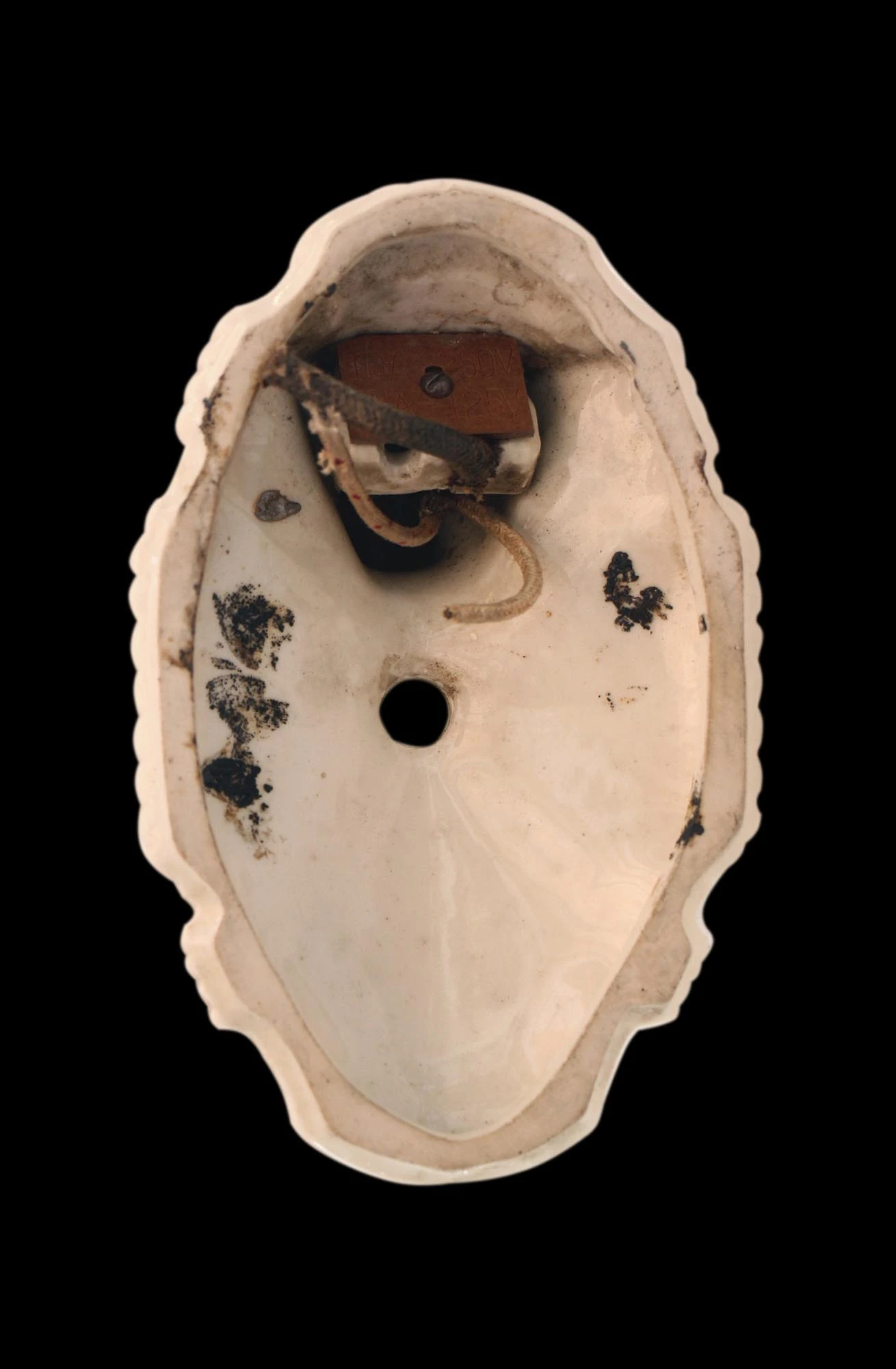 Antique White Porcelain Floral Bathroom Wall Sconce 8 Antique White Porcelain Floral Bathroom Wall Sconce - Image 6