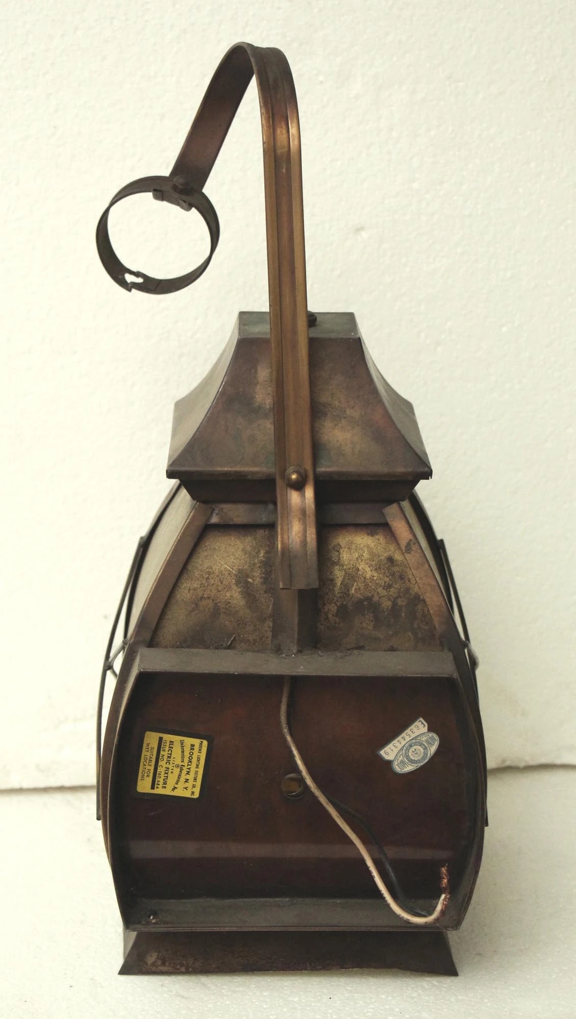 Vintage Light Amber Glass & Brass Wall Lantern 7 Vintage Light Amber Glass & Brass Wall Lantern - Image 5