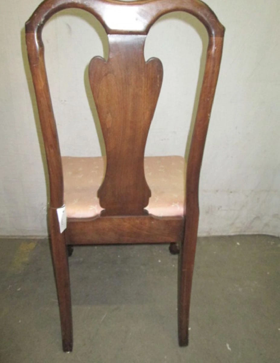 Traditional Four Foot Dining Table With Leaf & Chairs 12 Traditional Four Foot Dining Table With Leaf & Chairs - Image 10