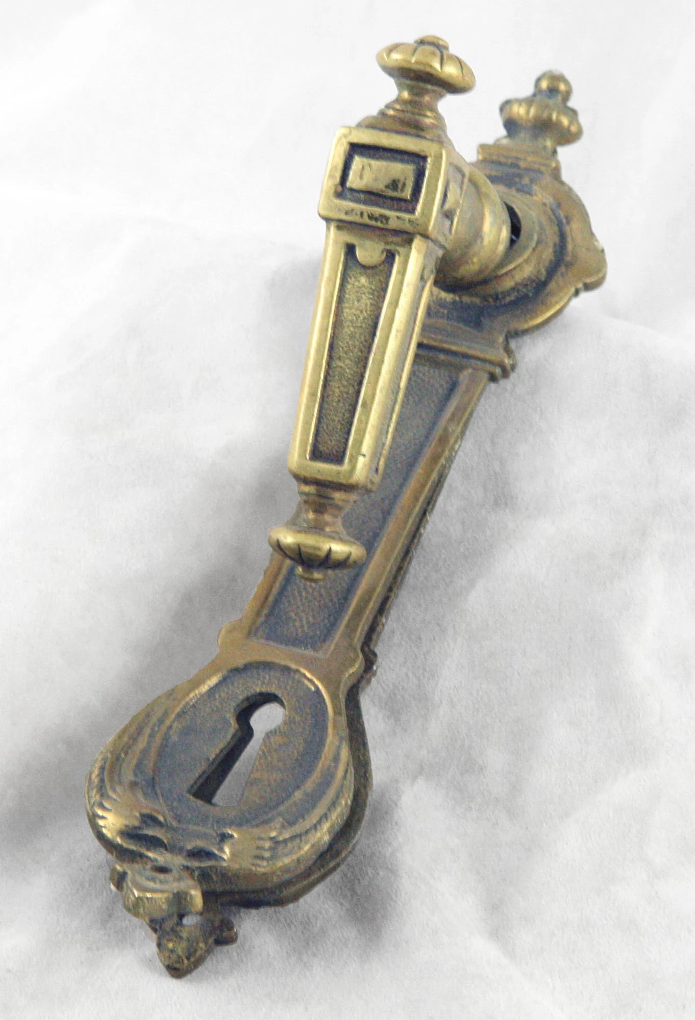 Antique Brass Lever With Matching Back Plate 3 Antique Brass Lever With Matching Back Plate