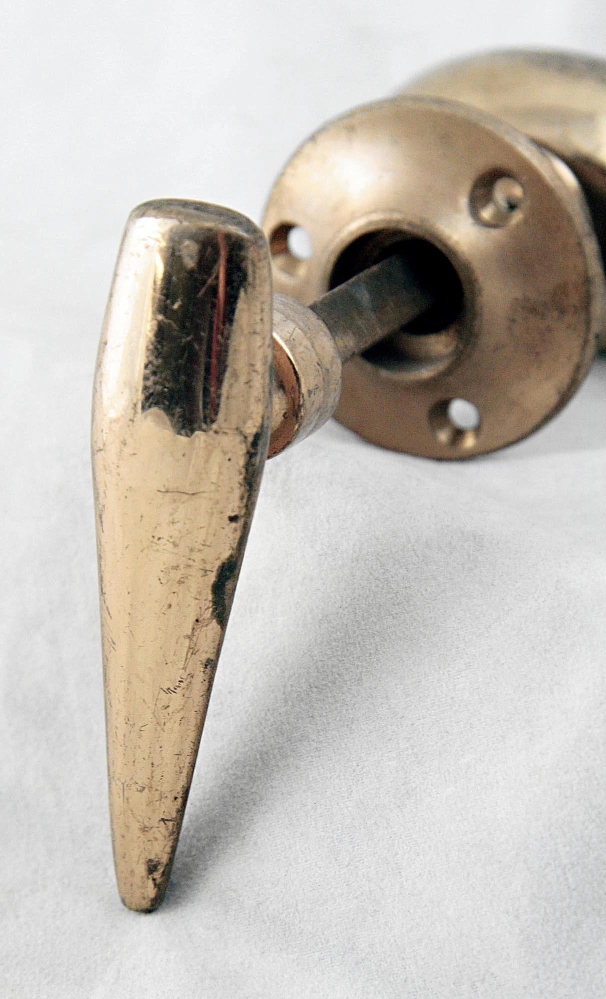 Art Deco Lever & Oval Knob Set 5 Art Deco Lever & Oval Knob Set - Image 3