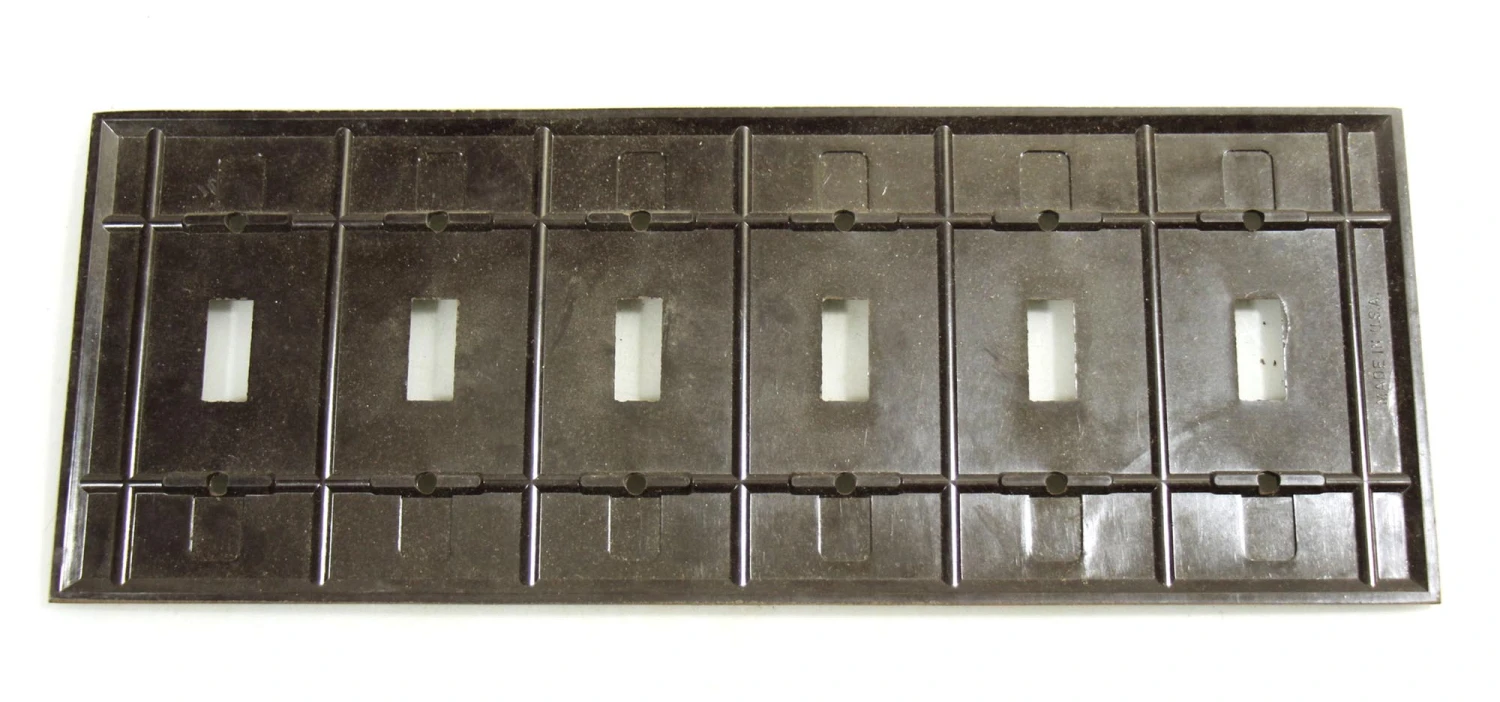 Vintage Brown Bakelite 6 Gang Switch Light Cover 5 Vintage Brown Bakelite 6 Gang Switch Light Cover - Image 3