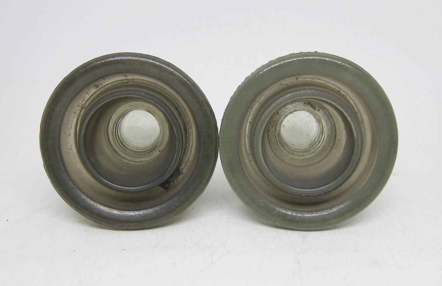 Pair Of Armstrongs Gray Insulators 5 Pair Of Armstrongs Gray Insulators - Image 3