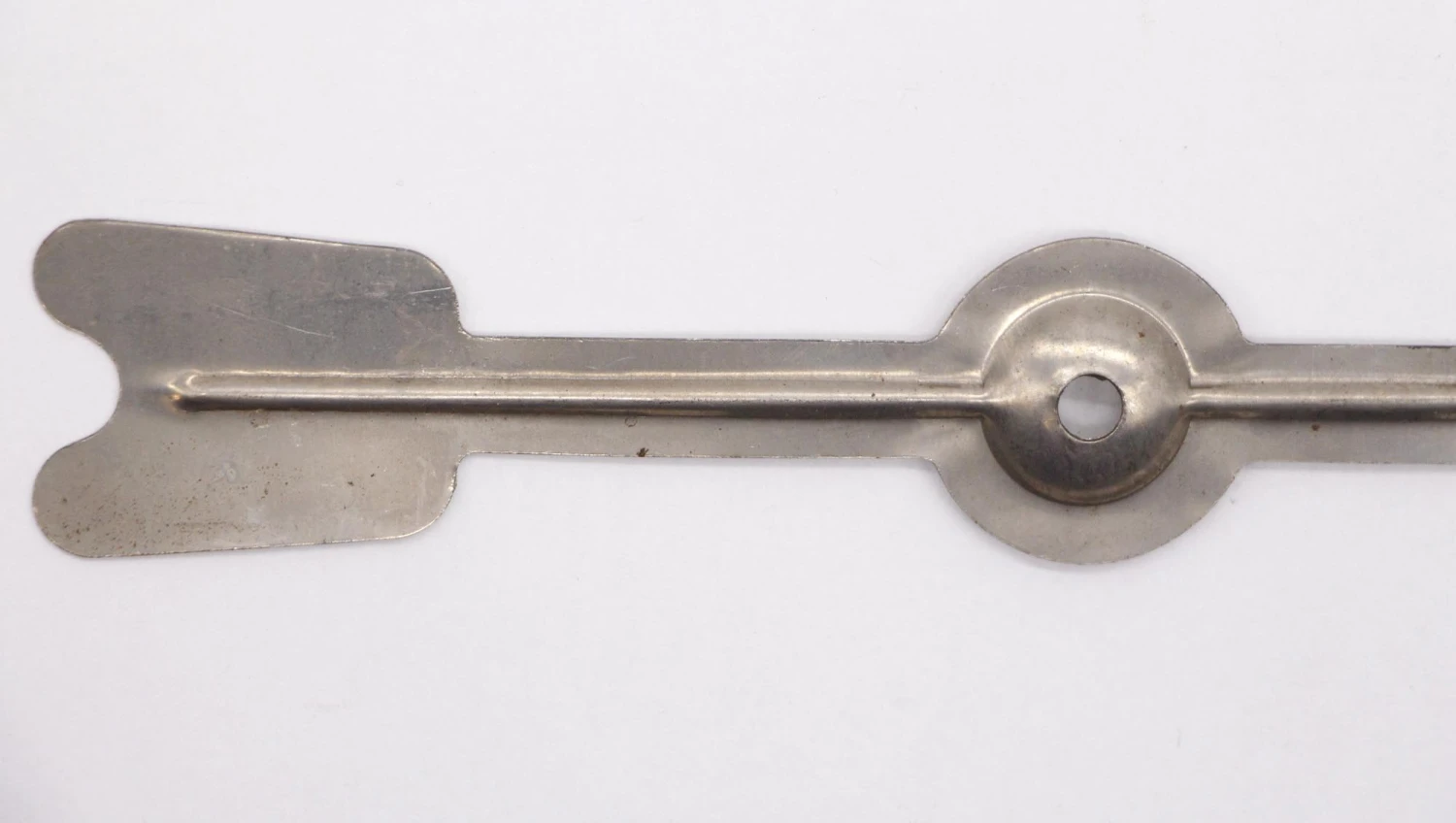 Vintage 7.25 In. Steel Temperature Gauge Arrow Dial 5 Vintage 7.25 In. Steel Temperature Gauge Arrow Dial - Image 3